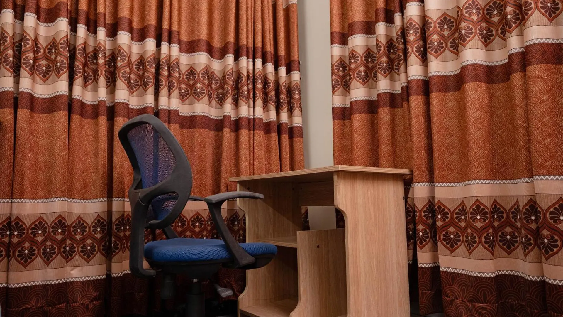 Tranquil Luxury In Niketon, Gulshan Dhaka Apartamento