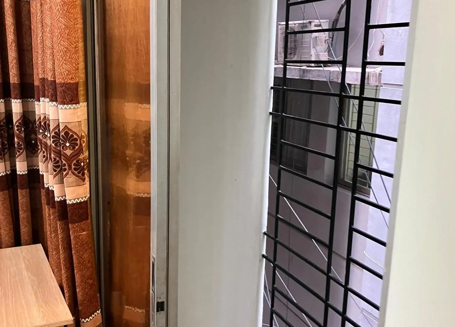 Tranquil Luxury In Niketon, Gulshan Dhaka Apartamento